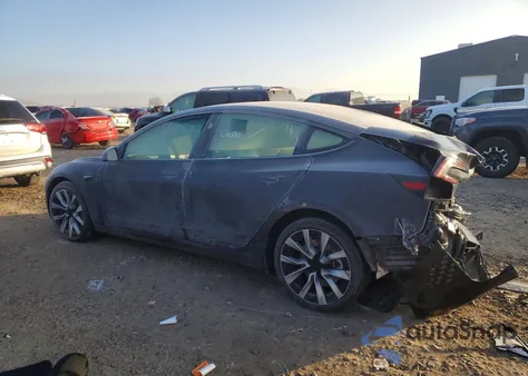 2025 Tesla Model 3 z USA, uszkodzony, nr VIN 5YJ3E1EBXSF925680